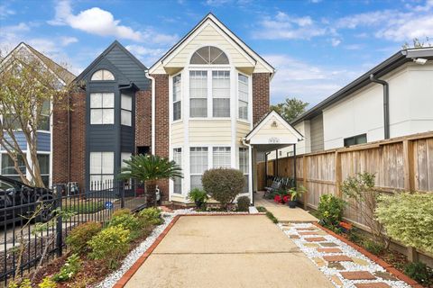 926 Rutland Street Houston TX 77008