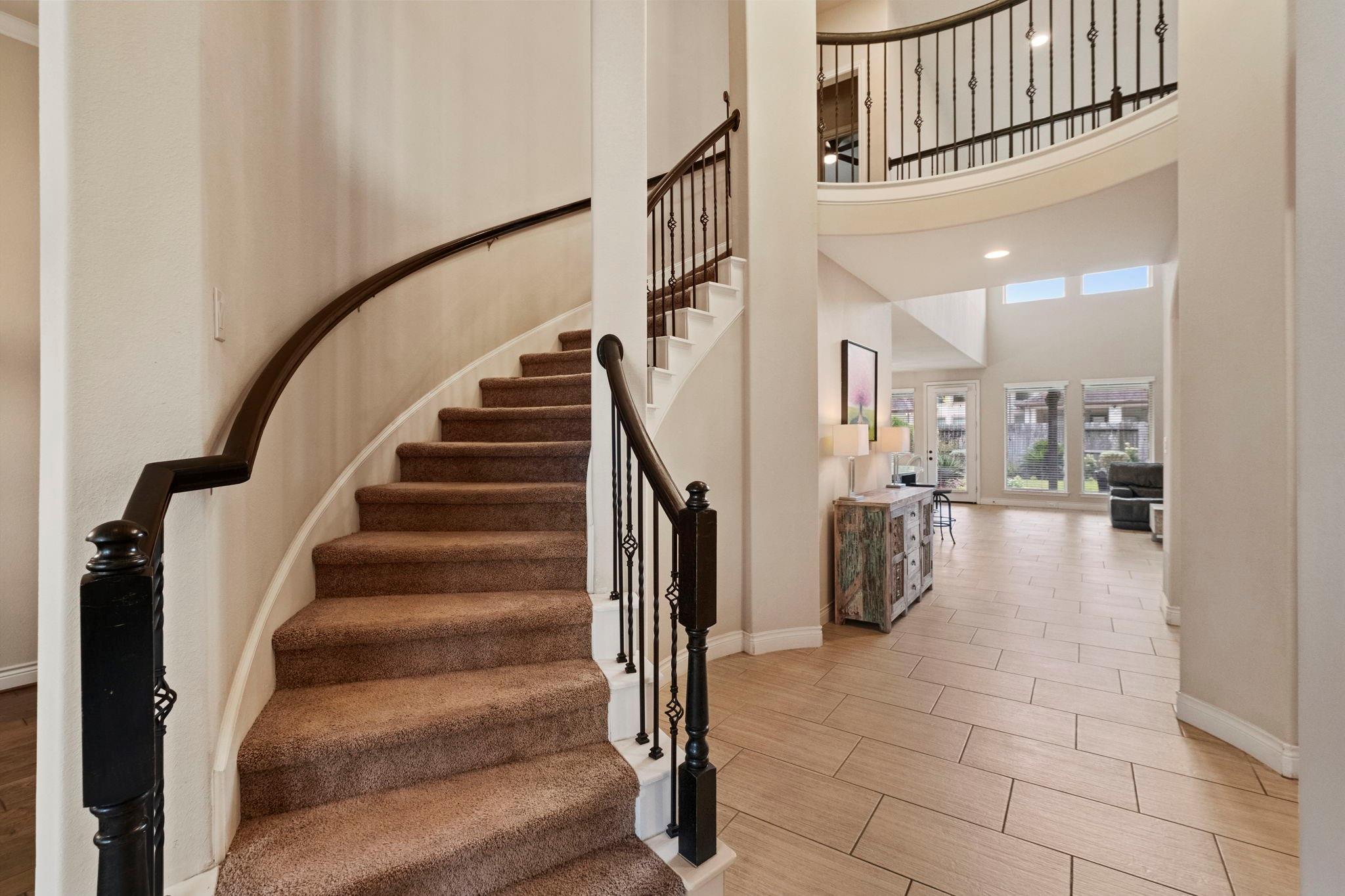 70 Genova Way Lane
