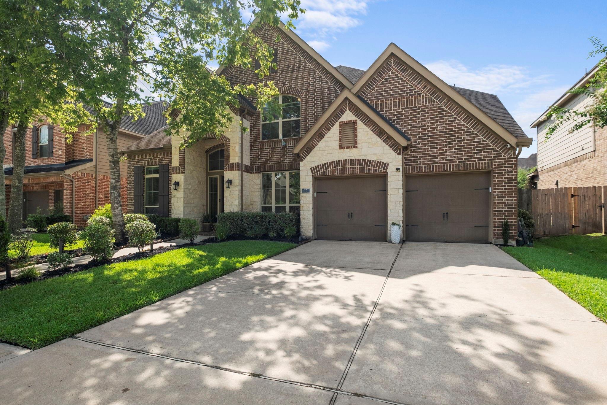 70 Genova Way Lane