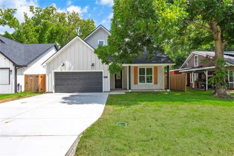 Photo of 219 E Southland Avenue, Alvin, TX 77511 (MLS # 15888410)