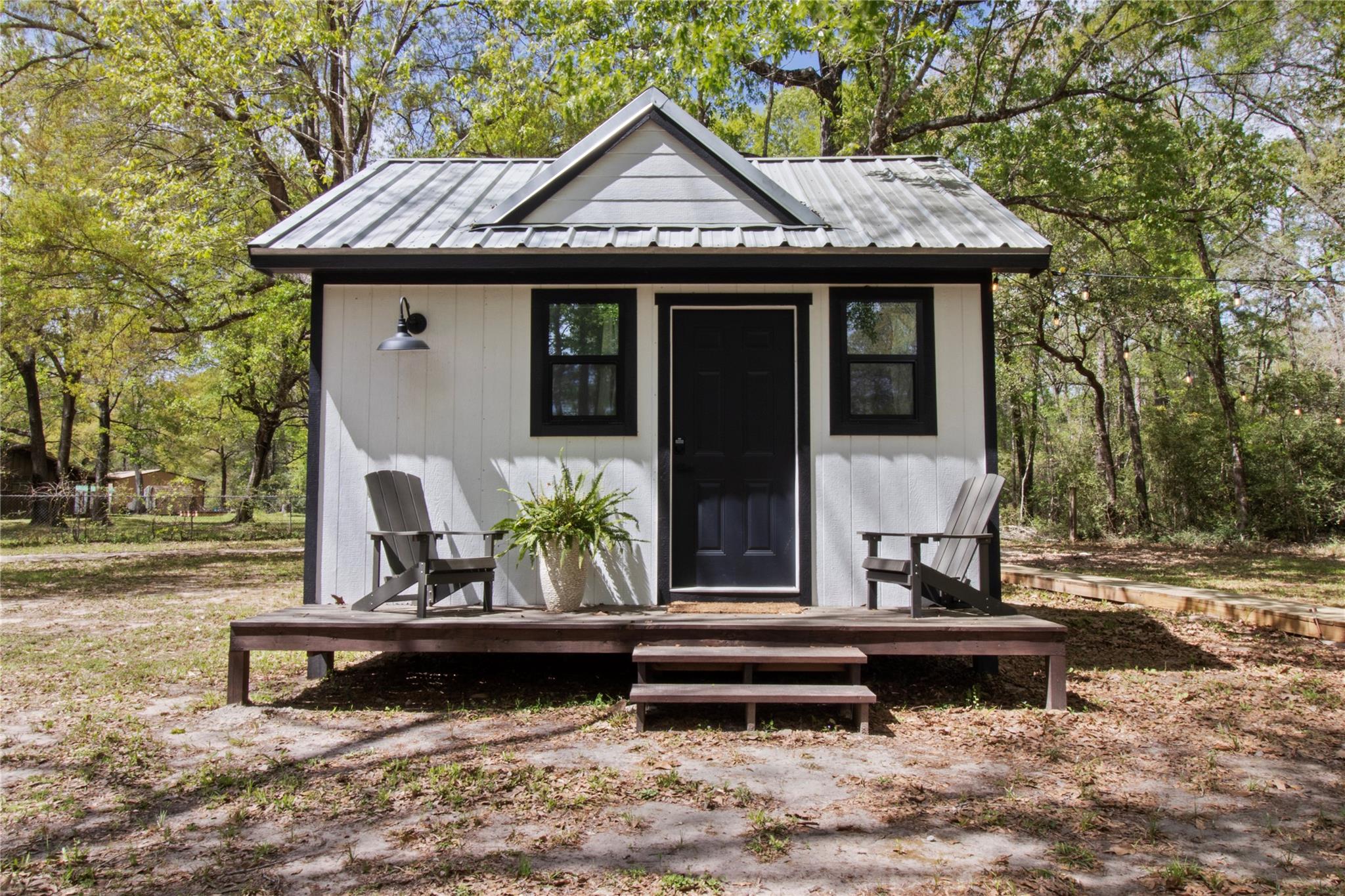 2585 Wallisville Turtle Bayou Road