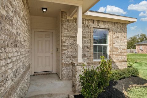 Tiny photo for 7306 Parkview Drive, Hitchcock, TX 77563 (MLS # 40226169)