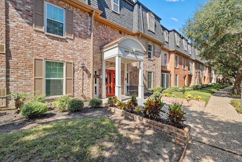 Photo of 355 N Post Oak Lane #742, Houston, TX 77024 (MLS # 18932463)
