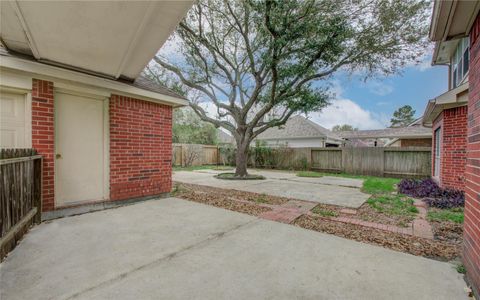 Tiny photo for 411 Green Stone Court, Houston, TX 77094 (MLS # 47725935)
