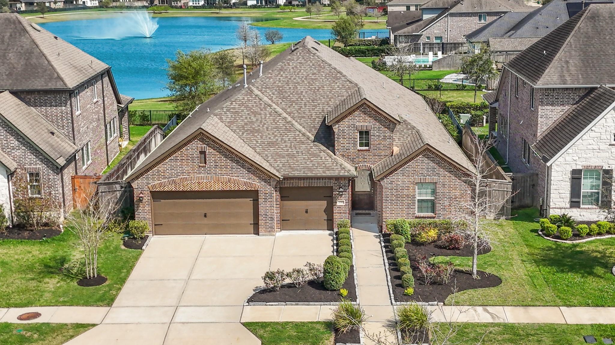 2010 Big Creek Way