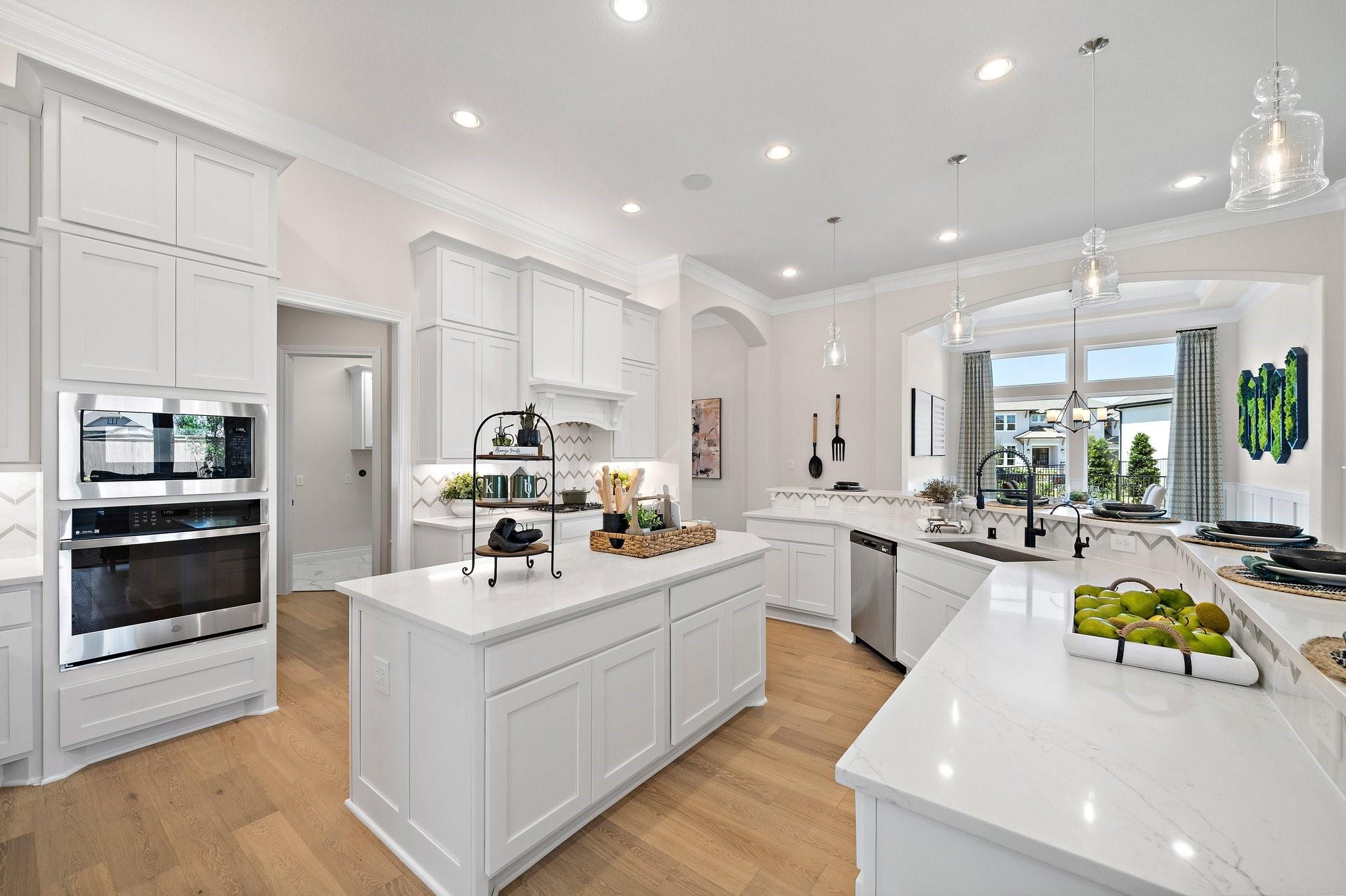 10723 Flamingo Feather Court