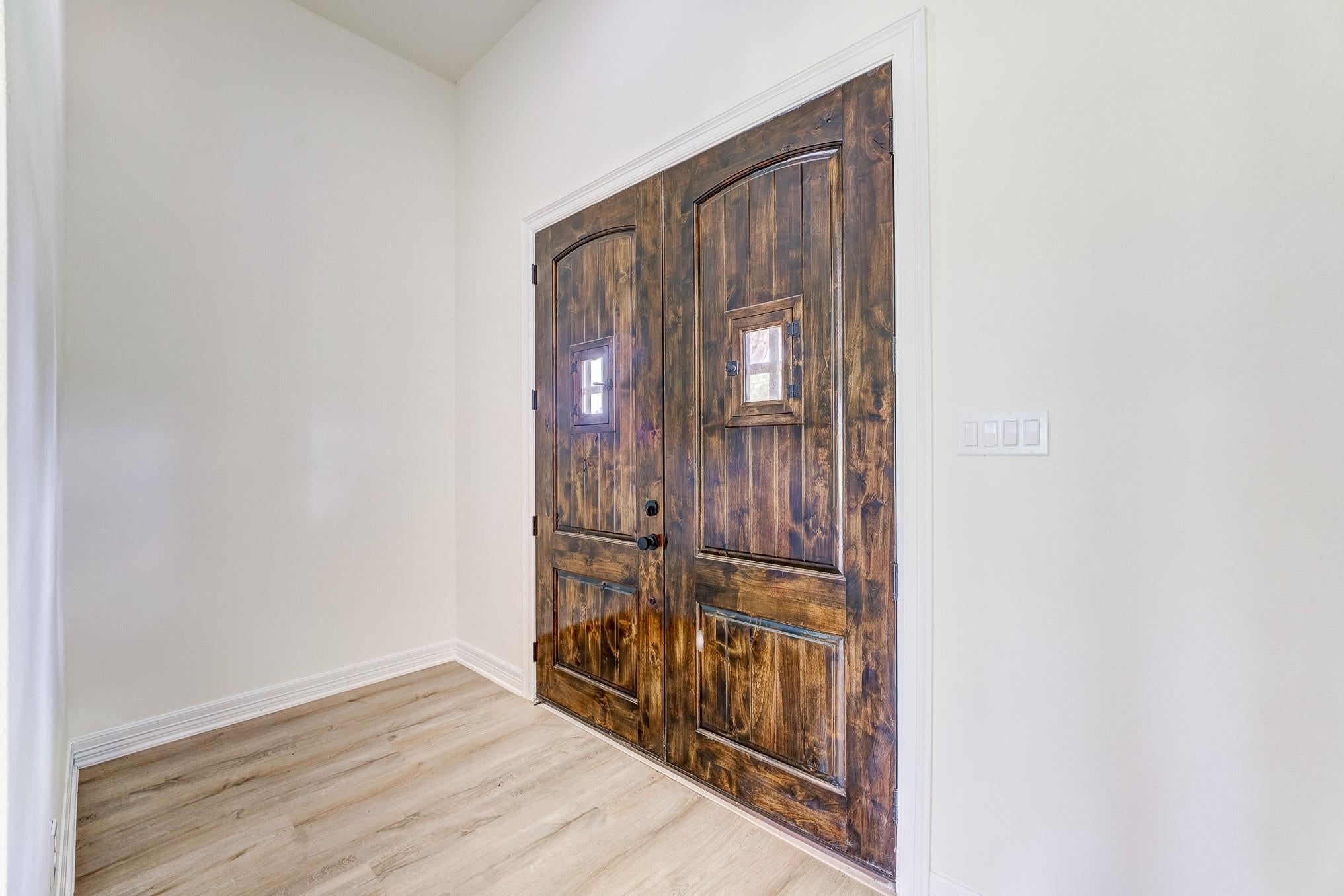 1720 Flintlock Court