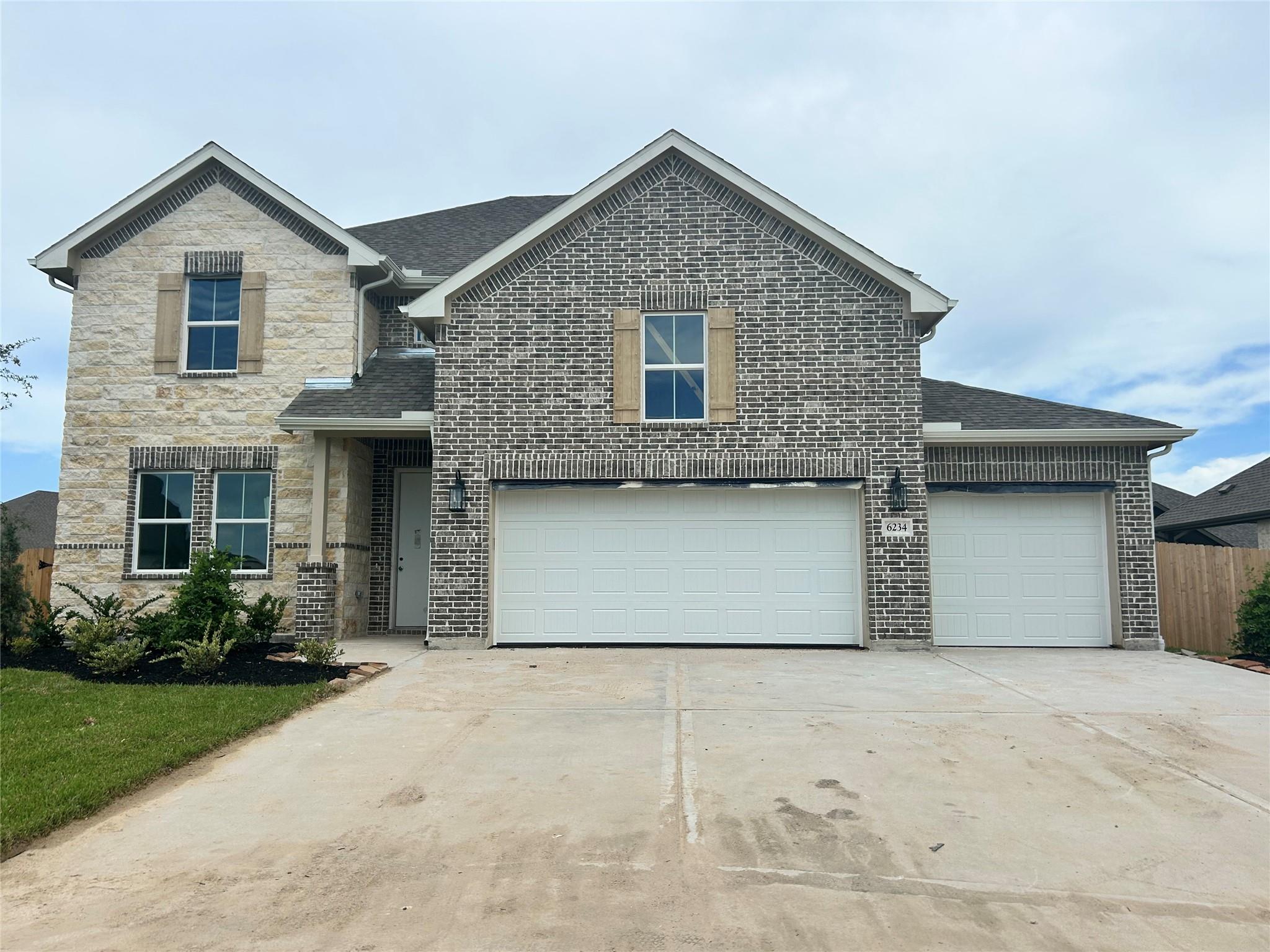6234 Pelican Ridge Way Drive