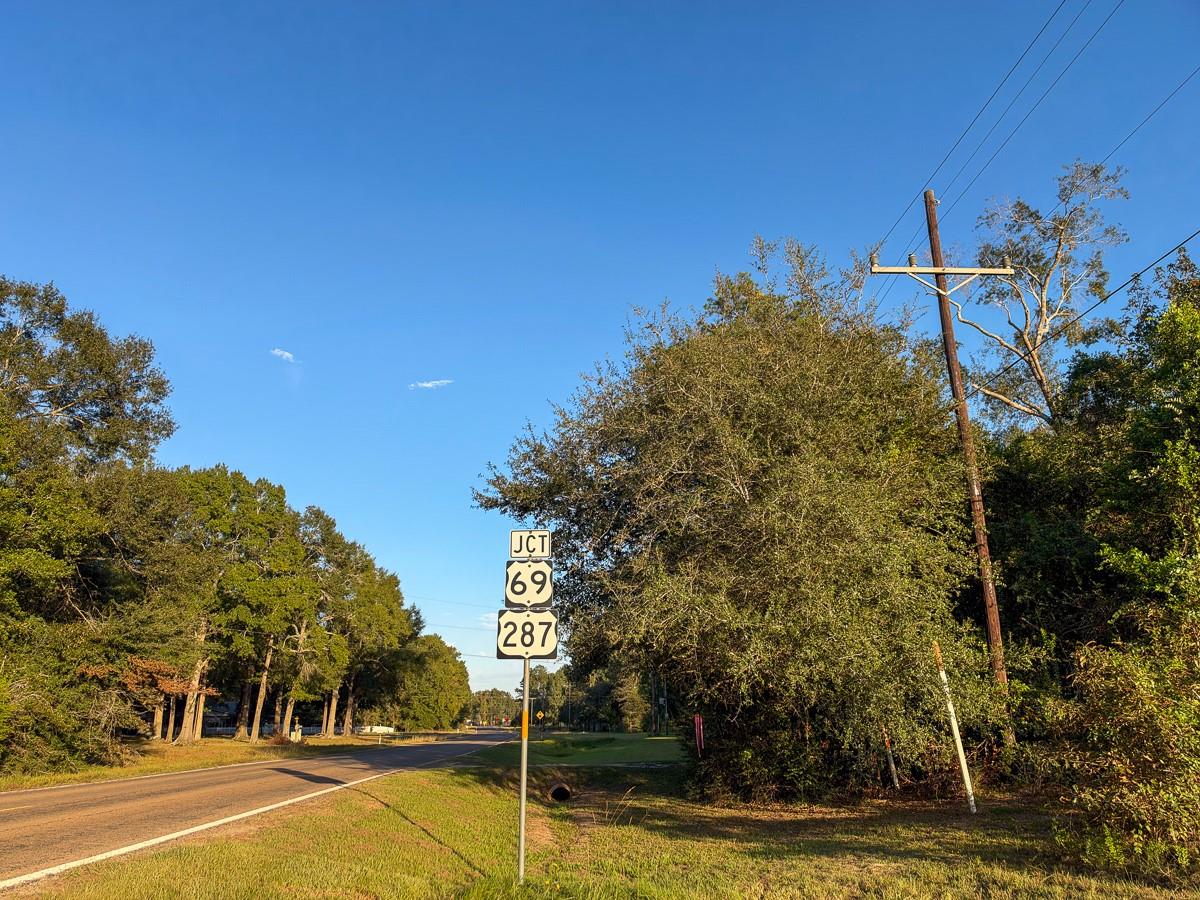 12 Fm 2827