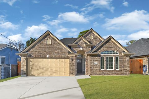 Photo of 903 Avenue F, South Houston, TX 77587 (MLS # 2277127)