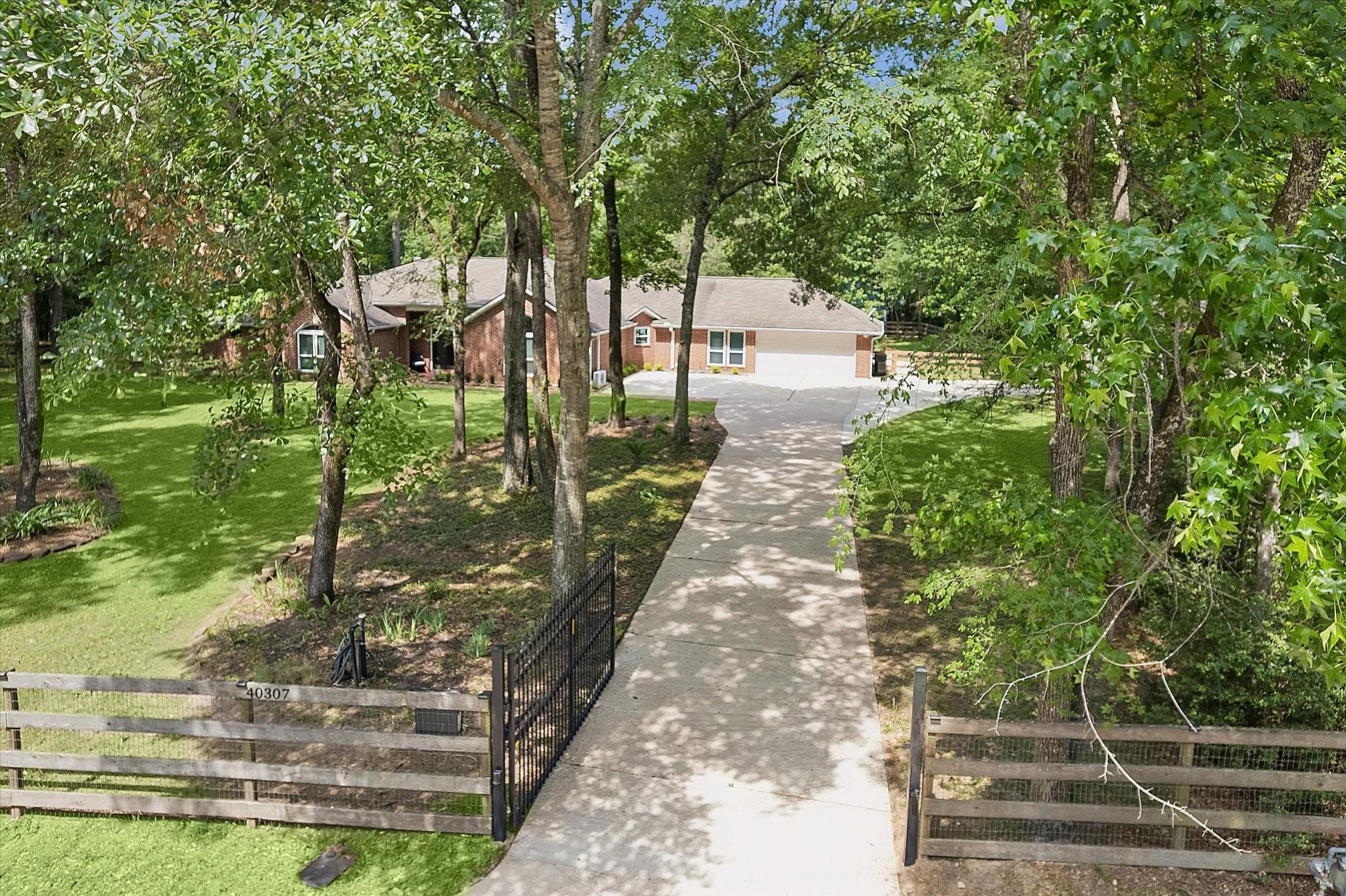 40307 Pipestone Road