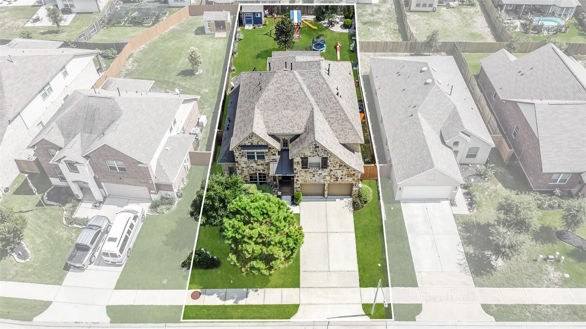 800 Yellow Birch Lane