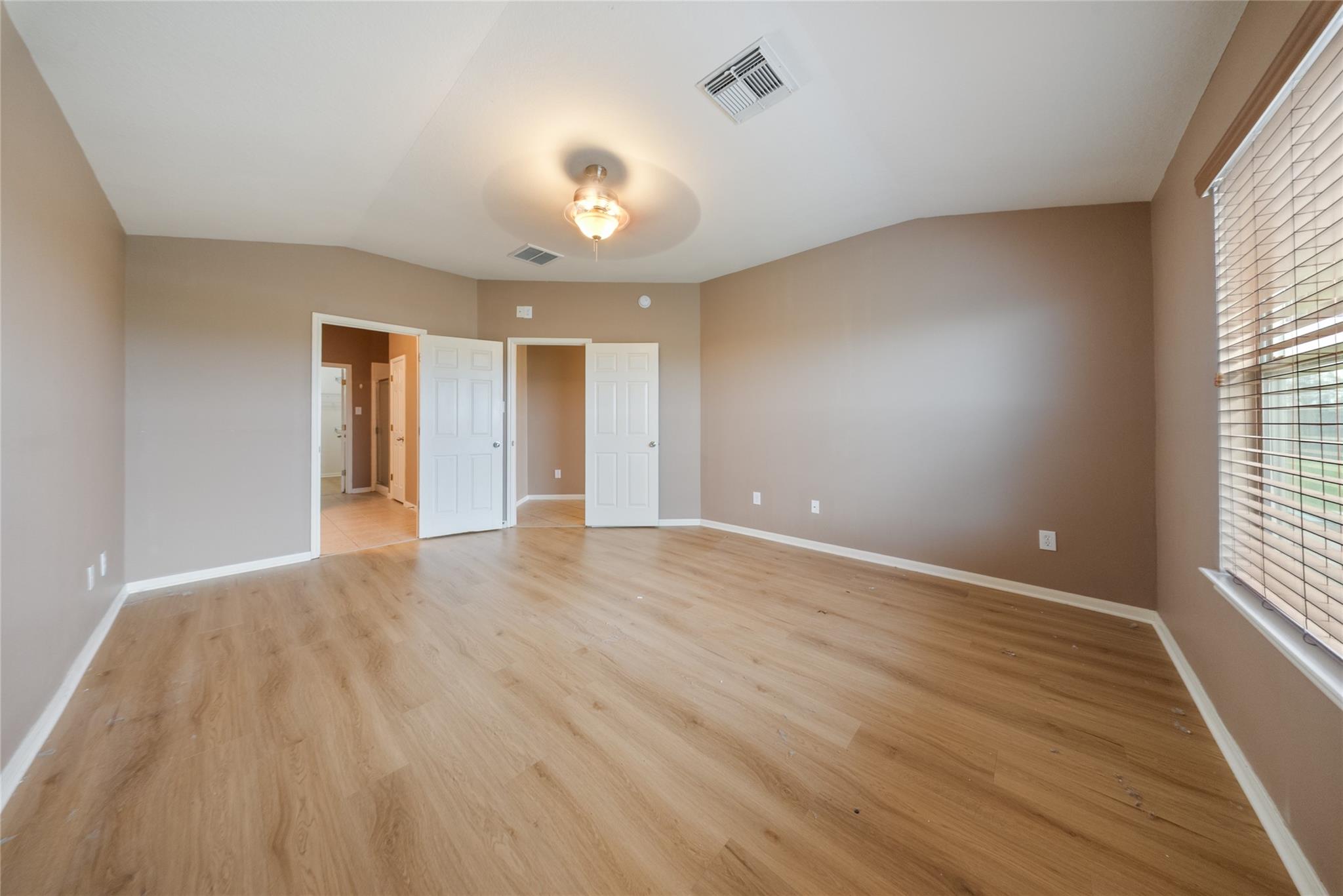 6007 Wilcox Point Court