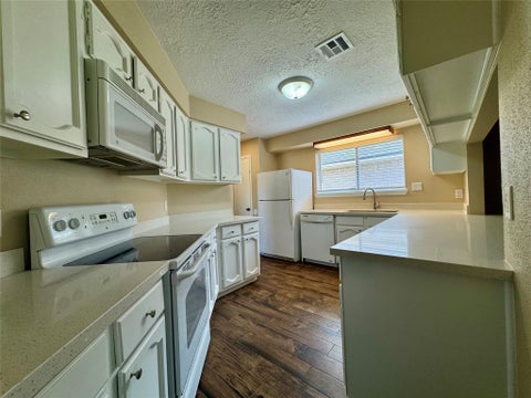 Tiny photo for 9831 Shell Rock Road, La Porte, TX 77571 (MLS # 44058215)