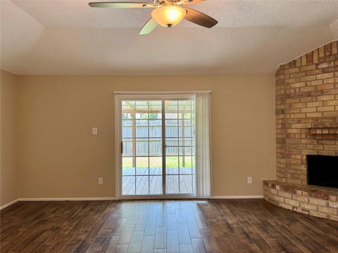 Tiny photo for 9831 Shell Rock Road, La Porte, TX 77571 (MLS # 44058215)
