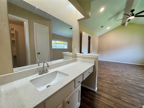 Tiny photo for 9831 Shell Rock Road, La Porte, TX 77571 (MLS # 44058215)