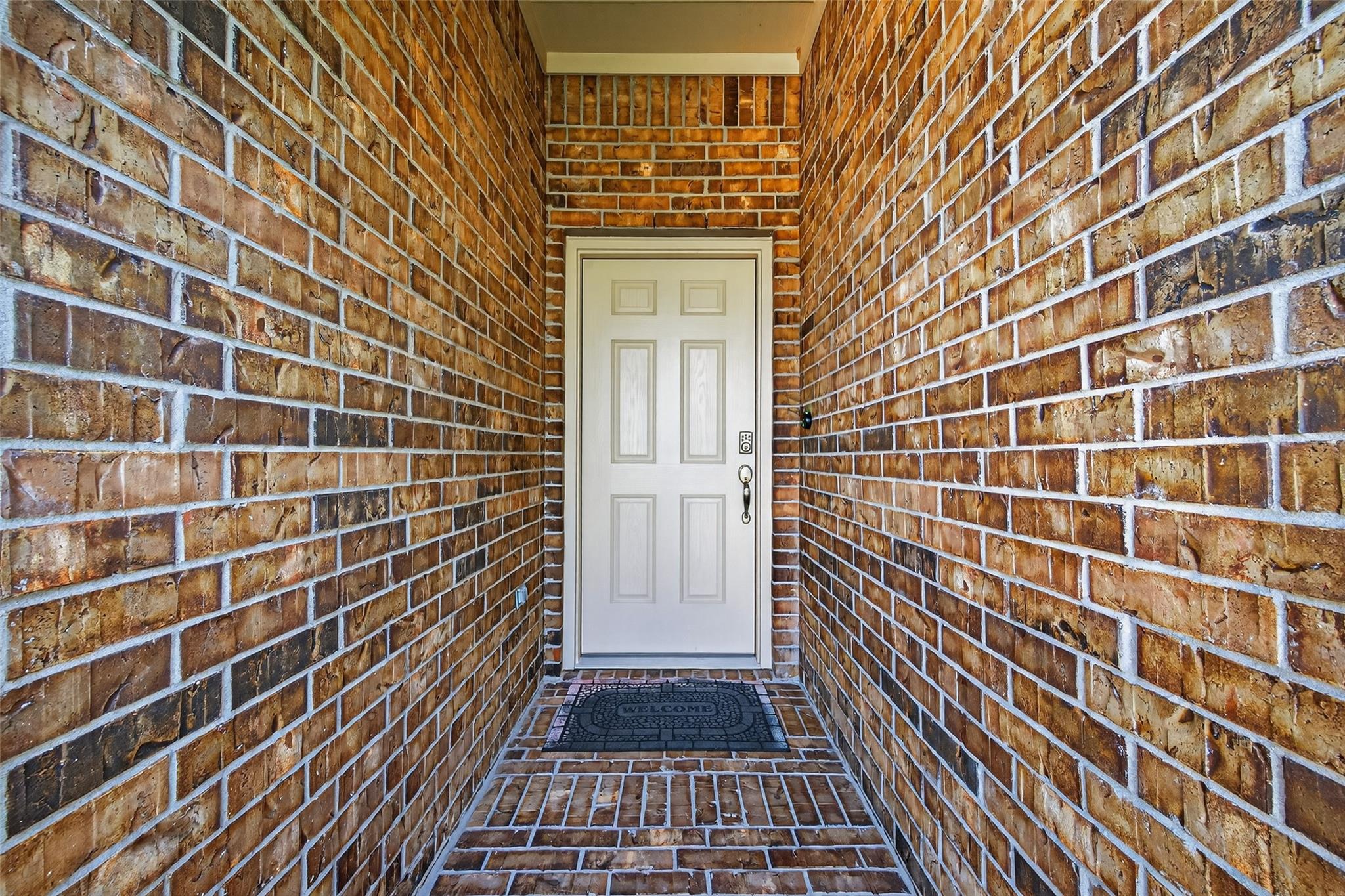 4910 San Valentino Dr