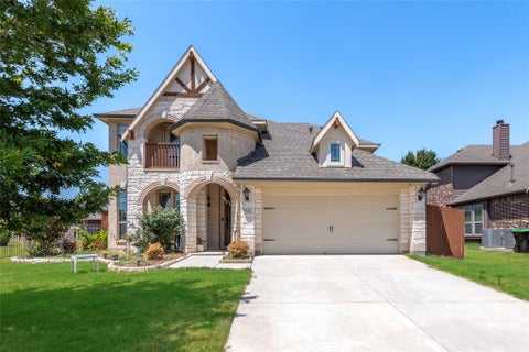 Photo of 916 Marion Farm Rd RD, Little Elm, TX 75068 (MLS # 19866881)