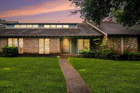 Photo of 5702 Easthampton Drive #C, Houston, TX 77039 (MLS # 48385530)