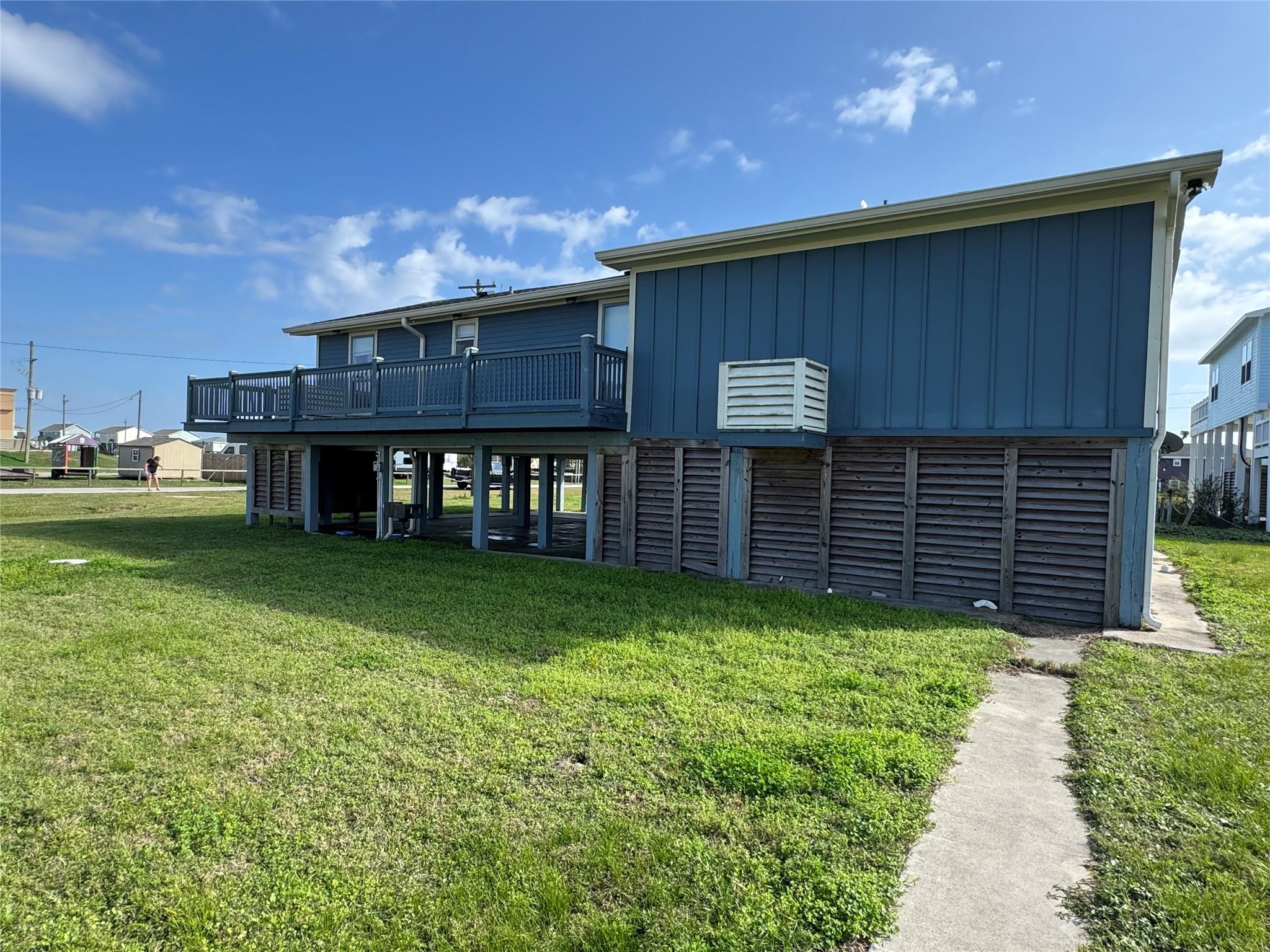 989 Alberdie Drive