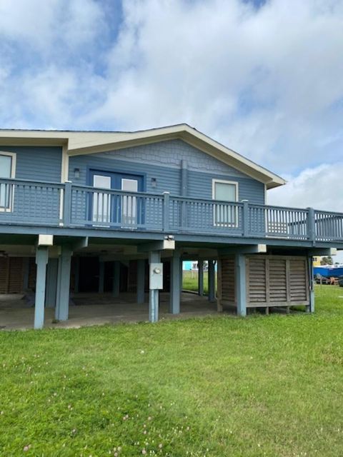 Photo of 989 Alberdie Drive, Crystal Beach, TX 77650 (MLS # 95340043)