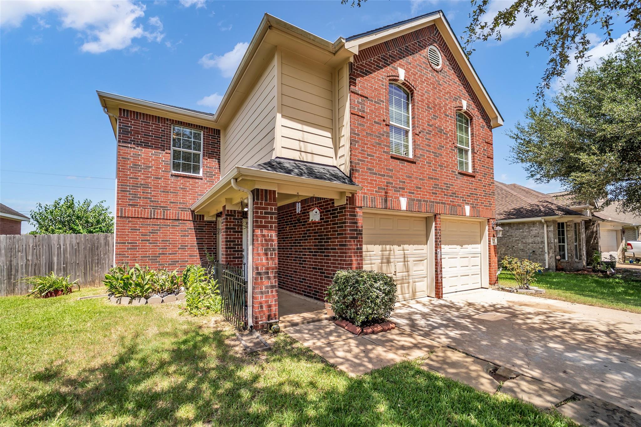 5531 Dapplewood Lane