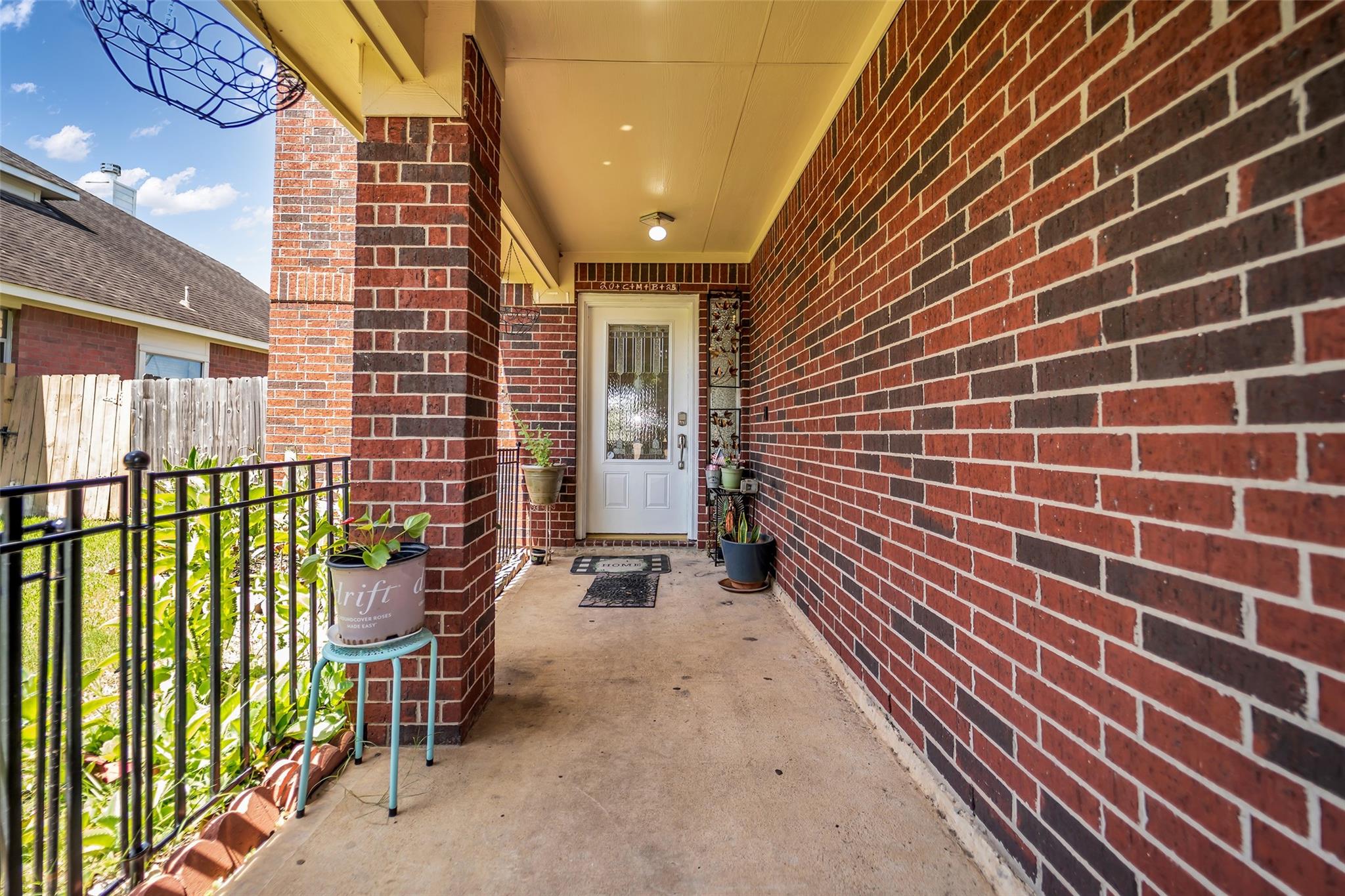 5531 Dapplewood Lane