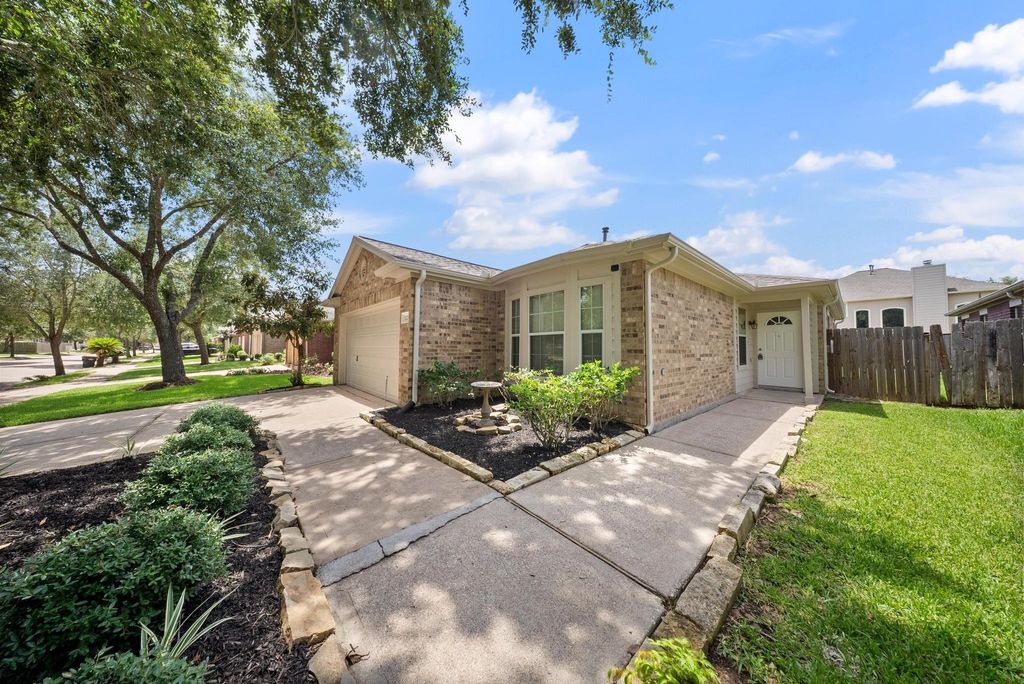 Photo of 10335 Caribou Cove, Missouri City, TX 77459 (MLS # 59132548)