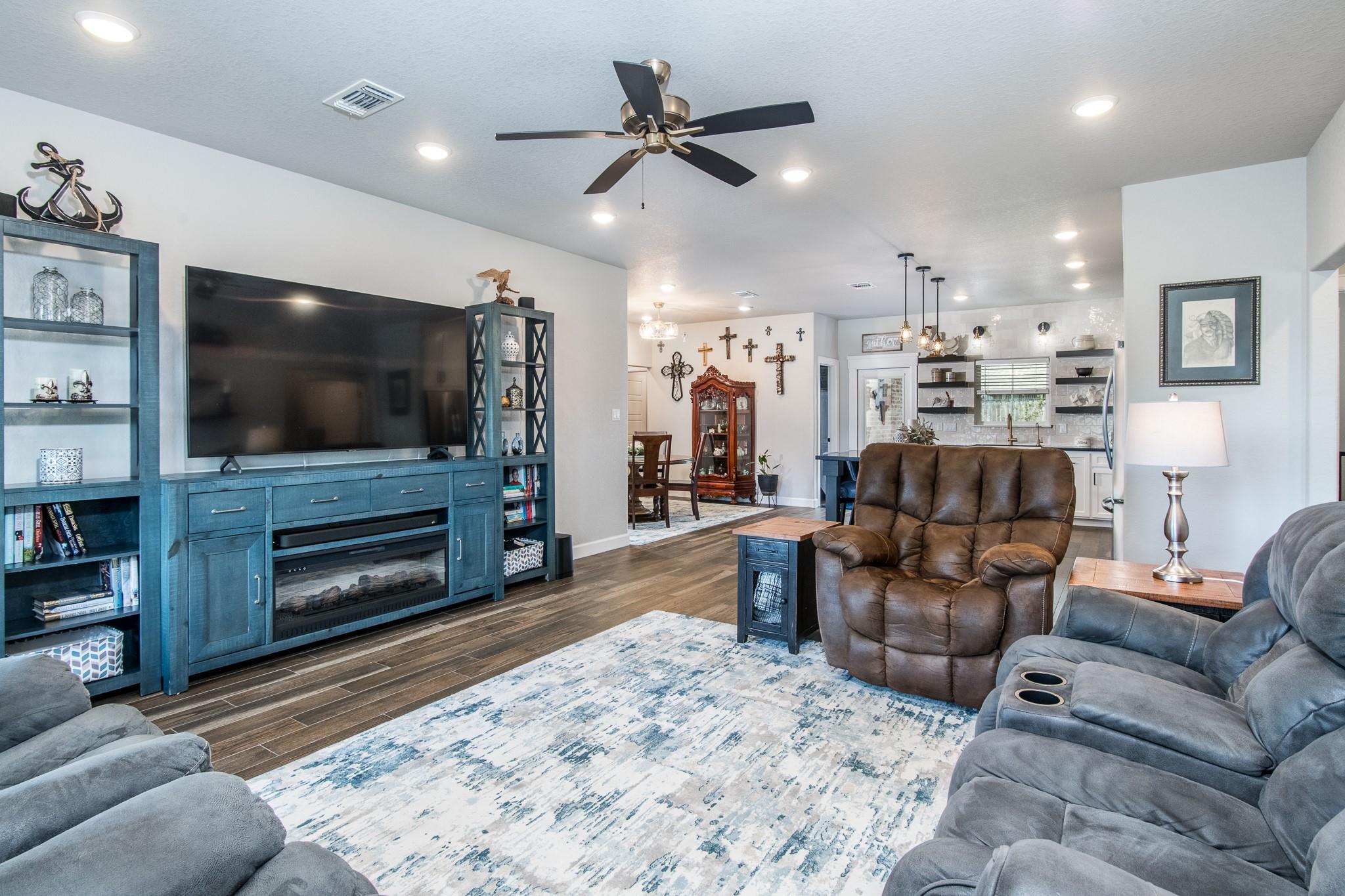 1 Greystone Court