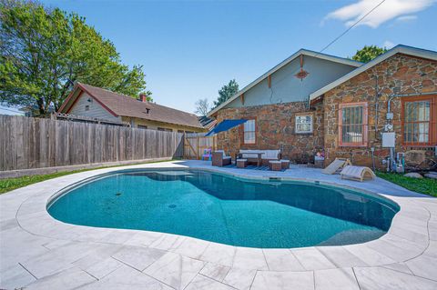 Photo of 4415 Walker Street, Houston, TX 77023 (MLS # 6610718)