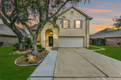 Photo of 1107 Sunset Lakes Drive, Pearland, TX 77581 (MLS # 13356416)