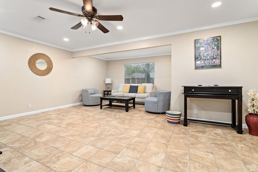 Photo of 340 Maxwell Drive, Beaumont, TX 77707 (MLS # 30647899)