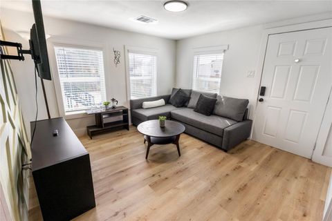 Tiny photo for 2820 Blodgett Street #3, Houston, TX 77004 (MLS # 39967127)