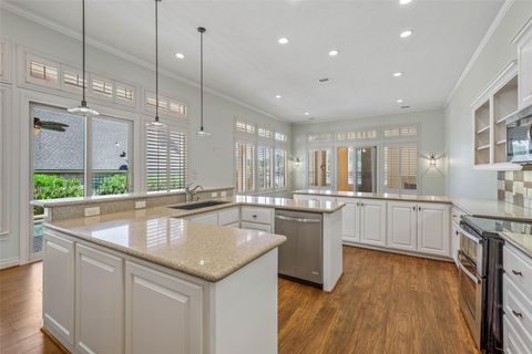 Tiny photo for 70 Creekwood Drive, Montgomery, TX 77356 (MLS # 47500637)