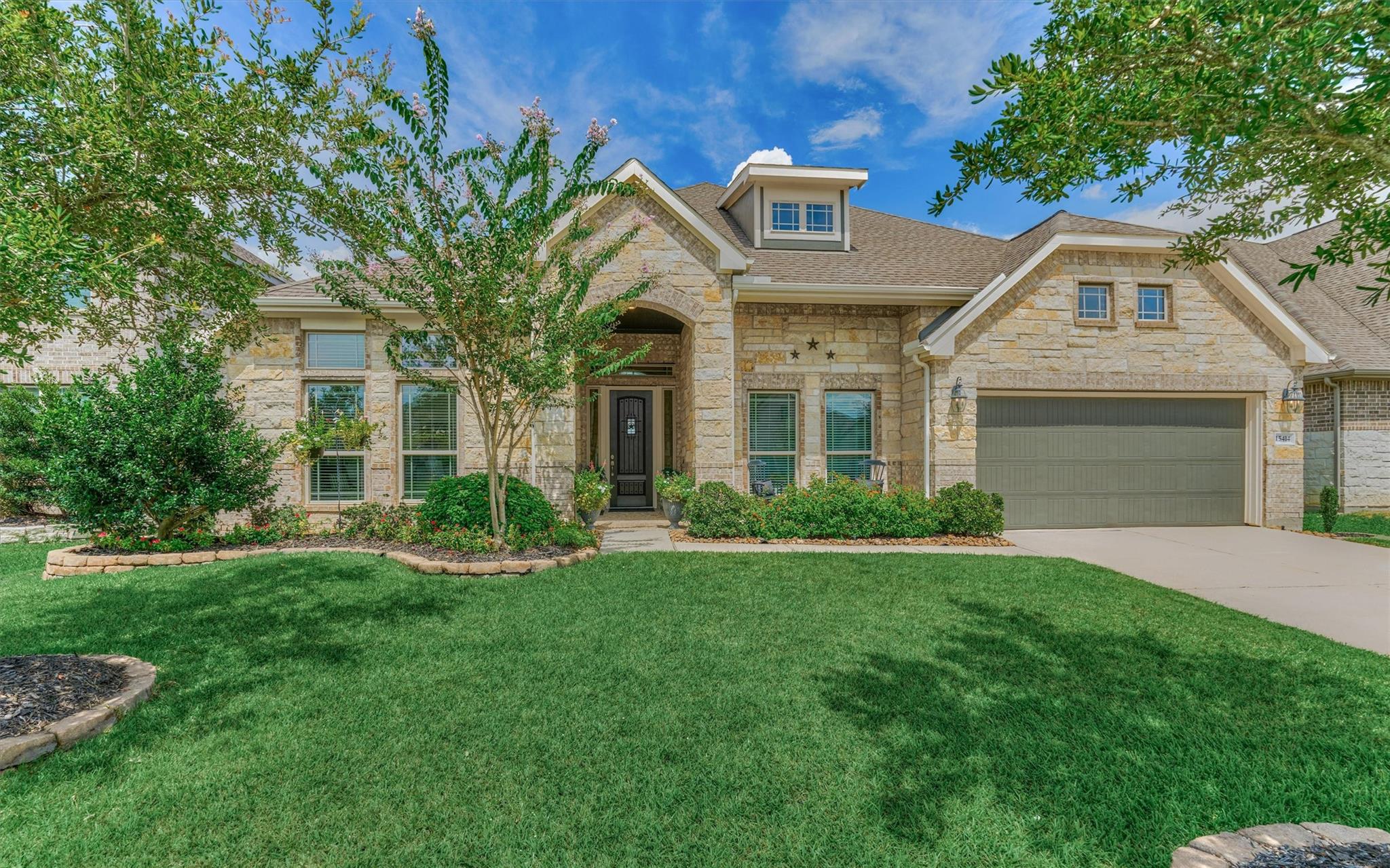 15414 Wildpoint Drive