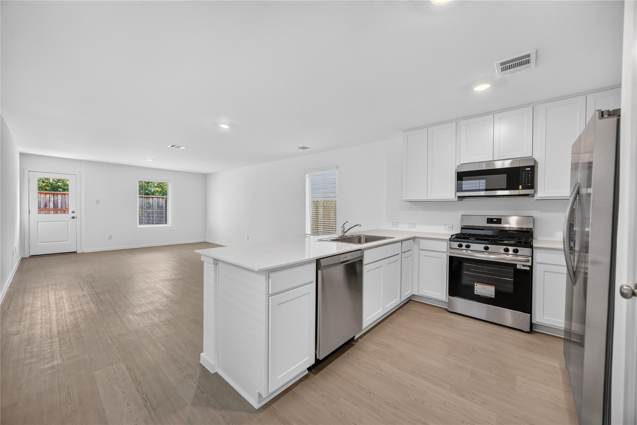 939 Pertuso Lane