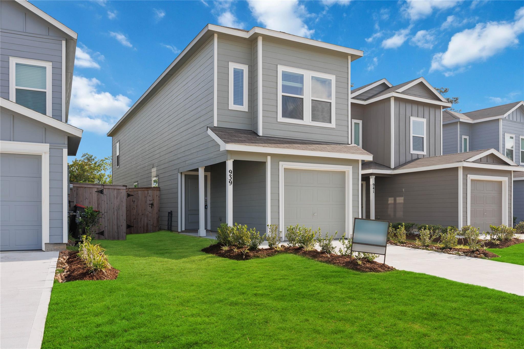939 Pertuso Lane