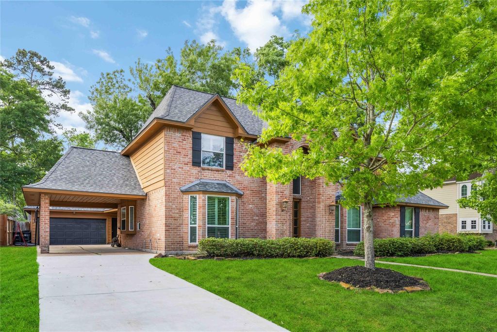 Photo of 2907 Forest Garden Drive, Houston, TX 77345 (MLS # 31667825)