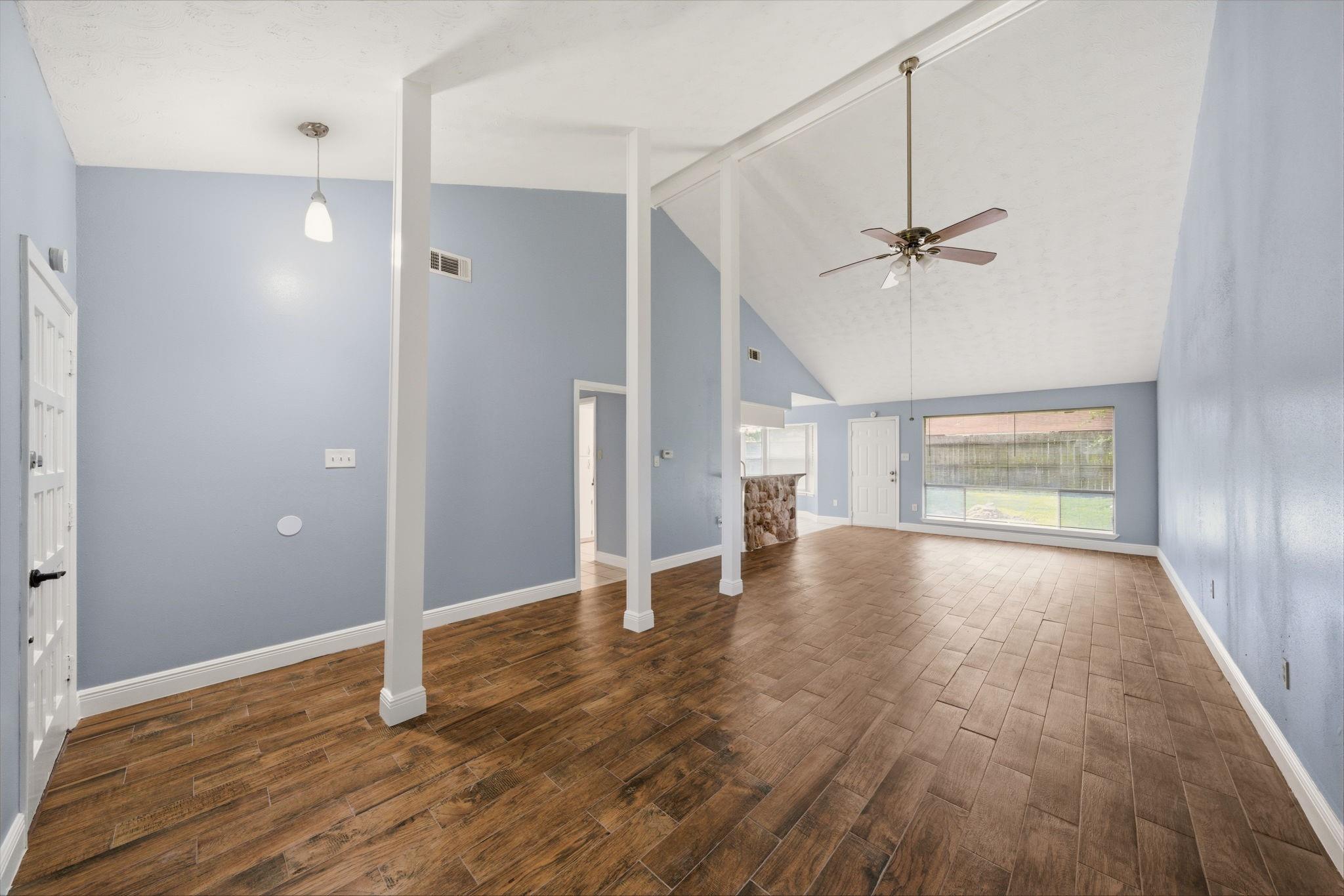 2003 Williamsburg Court S