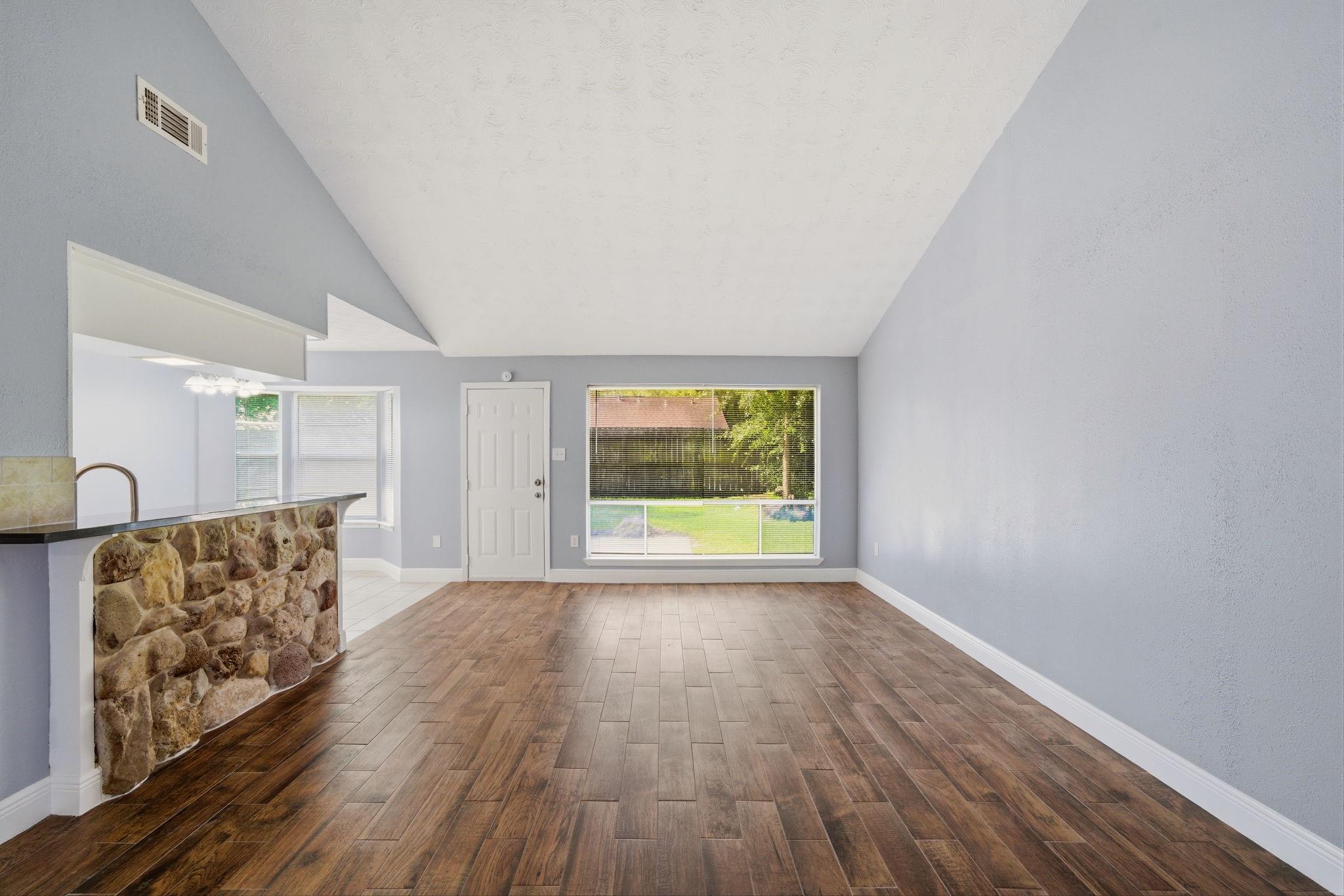 2003 Williamsburg Court S