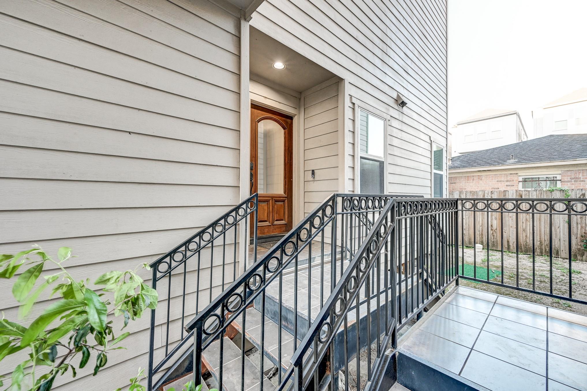 1325 W 24th Street D