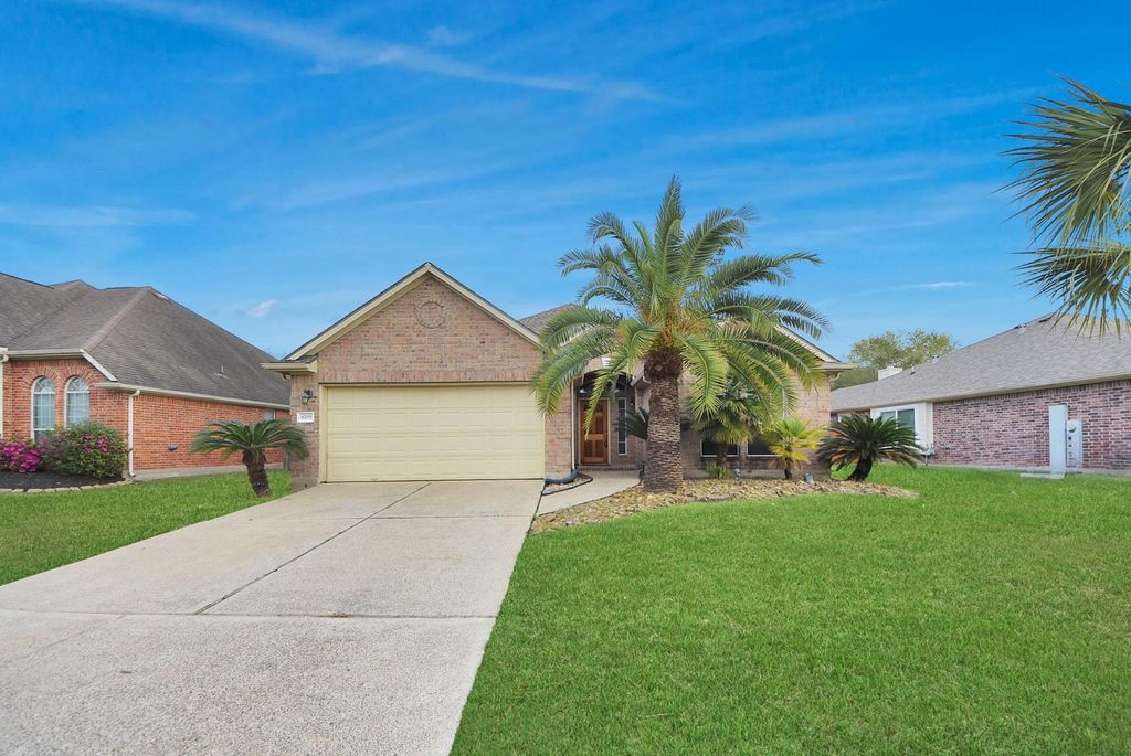 Photo of 8719 Sailing Drive, Humble, TX 77346 (MLS # 85942759)