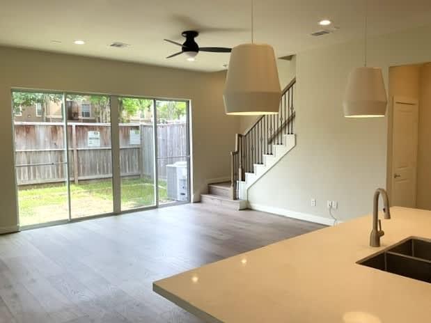 10434 Executive Lake Drive