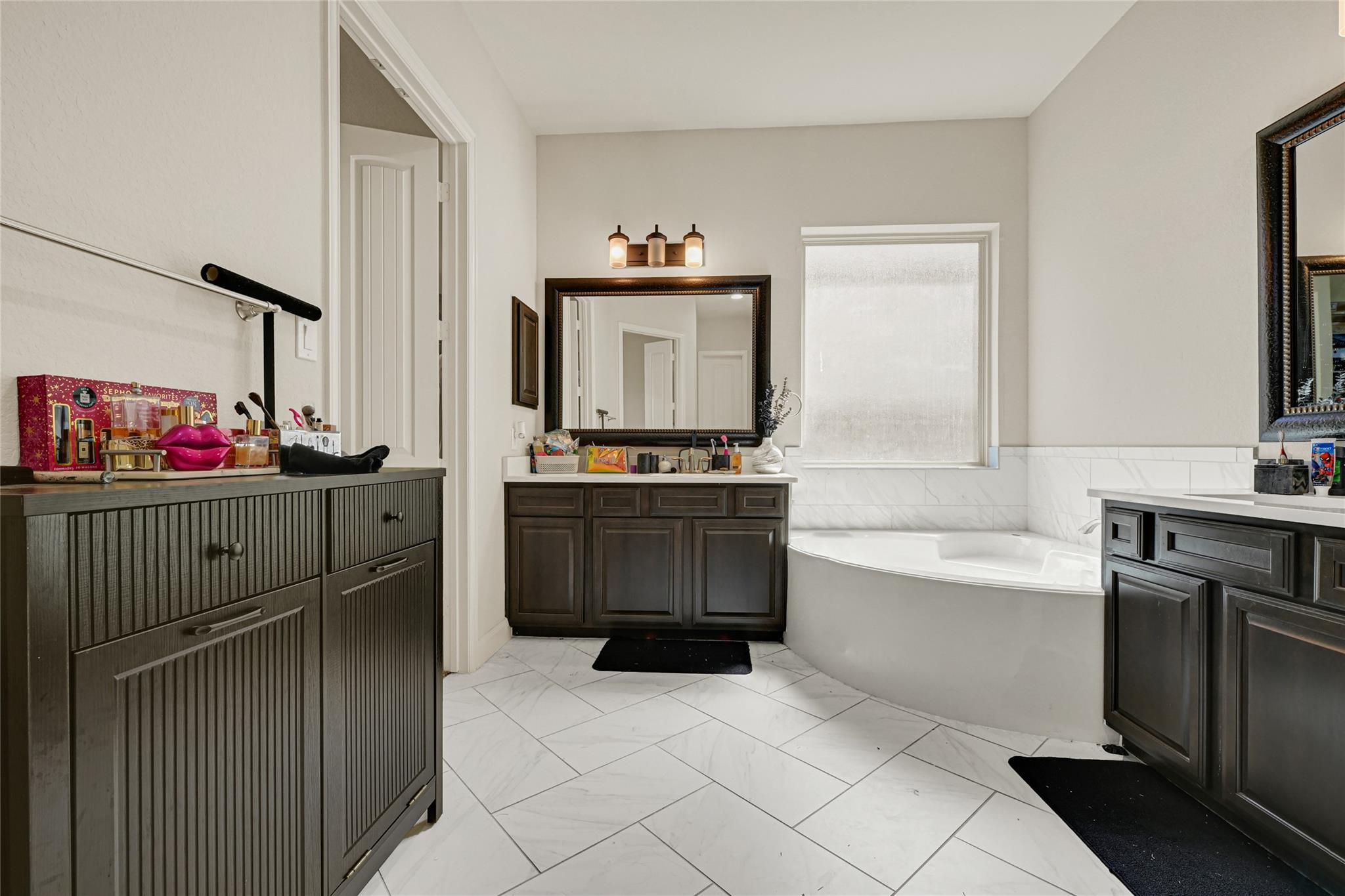 4723 Abercorn Street