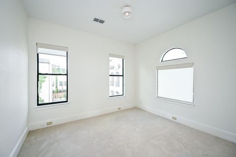 Tiny photo for 1825 W 24th Street, Houston, TX 77008 (MLS # 67251937)