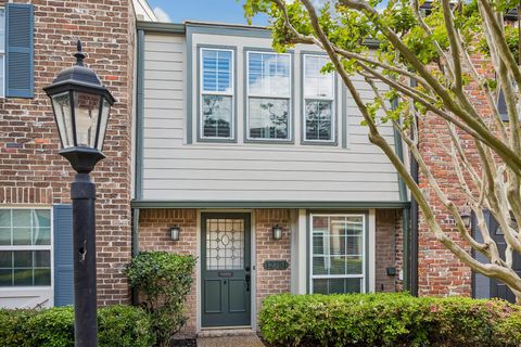 Photo of 12751 Huntingwick Drive #145, Houston, TX 77024 (MLS # 4189706)