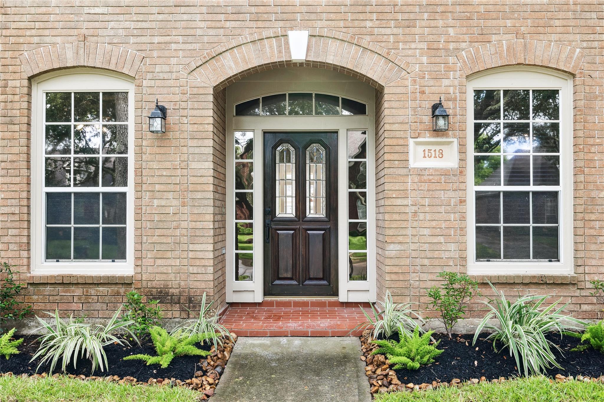 1518 Moon Shadow Court