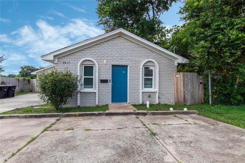 Photo of 3621 Mainer Street #C, Houston, TX 77021 (MLS # 72151271)