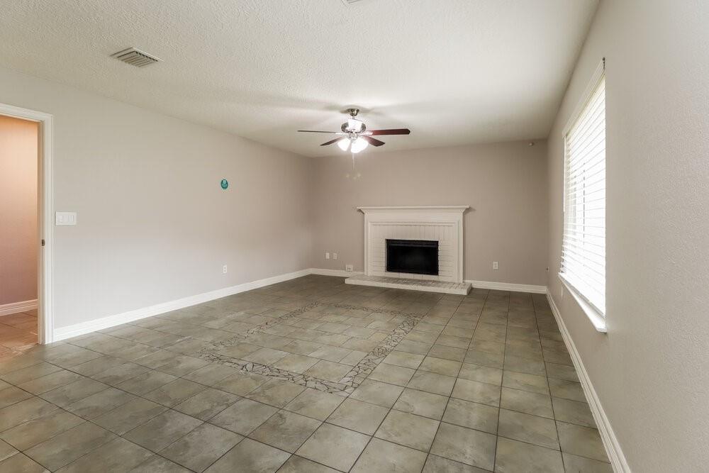 4002 Ashwood Drive