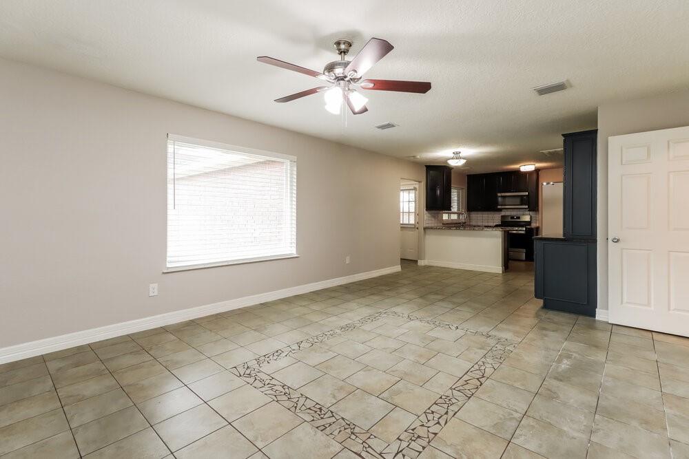 4002 Ashwood Drive